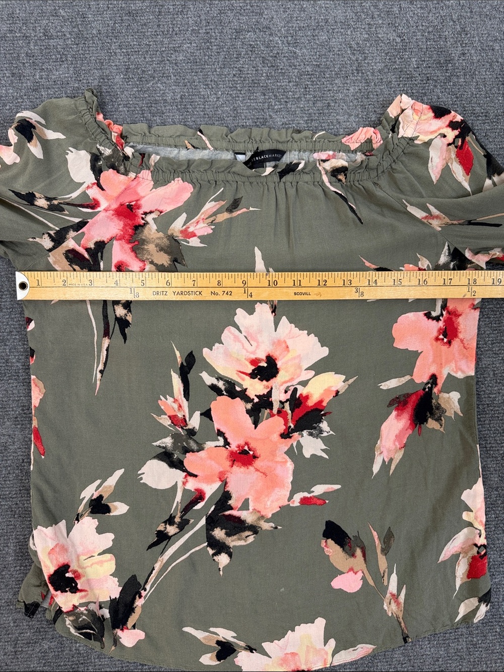 WHBM Olive Green Floral Off-Shoulder Blouse Tiered Flared Sleeves Sz S (T4) - Picture 10 of 10